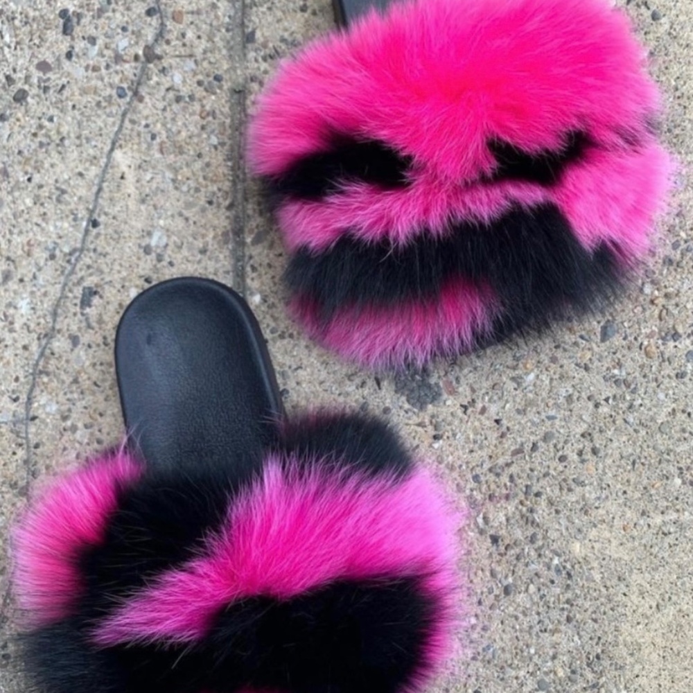 Trendy Real Fur Slides Sizes 10,10.5,11 - image 3